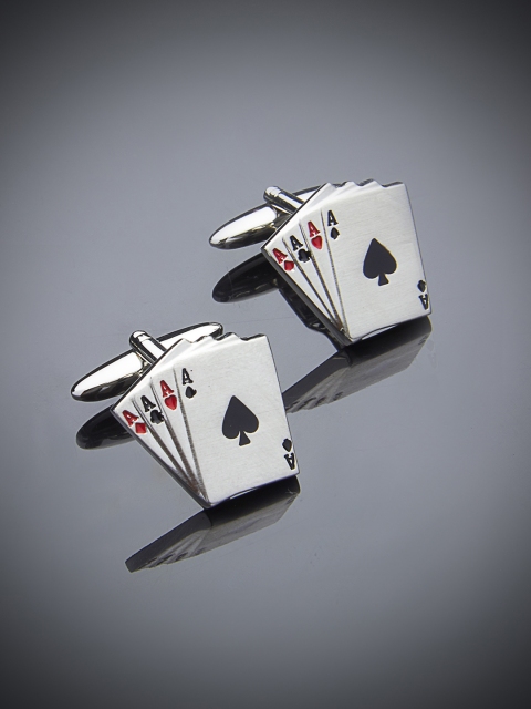 

shaze Silver-Plated White Quirky Cufflinks