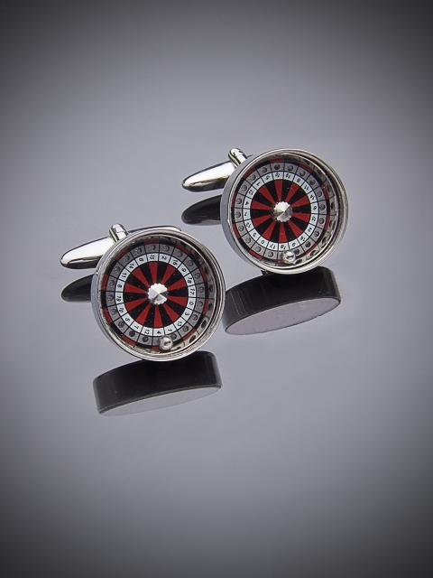 

shaze Silver-Plated Roulette Cufflinks
