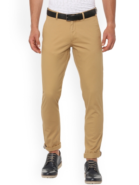 

Van Heusen Sport Men Khaki Slim Fit Solid Regular Trousers