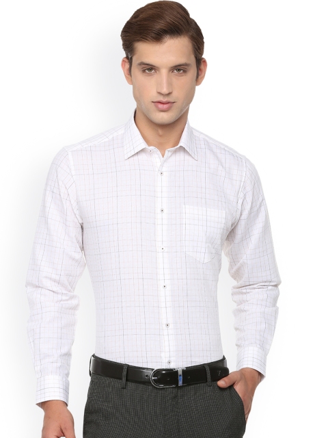 

Van Heusen Men White Regular Fit Checked Formal Shirt