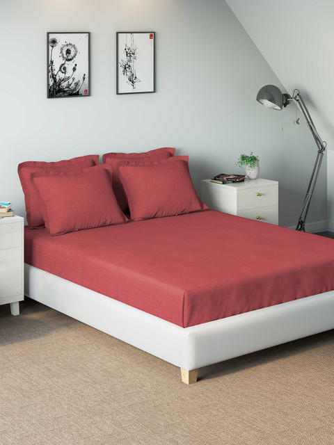 

DDecor Rust Solid 400 TC Cotton 1 King Bedsheet with 4 Pillow Covers