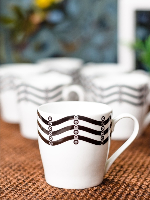 

SONAKI White & Black 6-Pieces Printed Bone China Cups Set