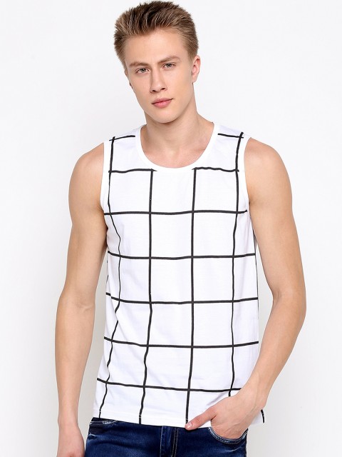 

Maniac Men White Checked Round Neck T-shirt