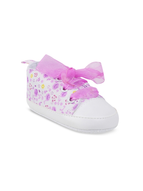 

Kittens Girls Pink & White Printed Booties