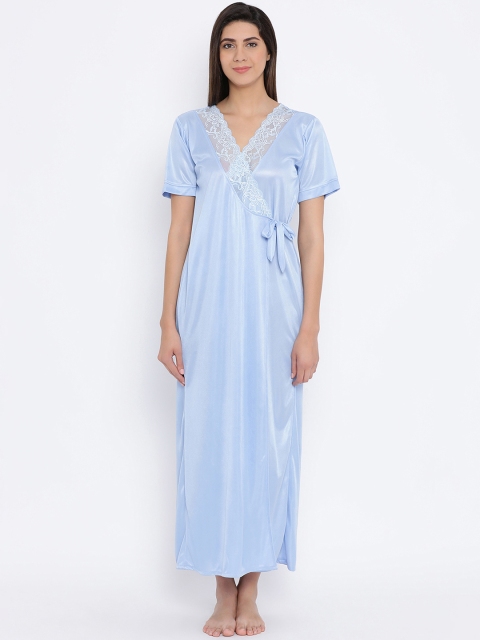 

Clovia Women Blue Solid Robe NSM283A26O