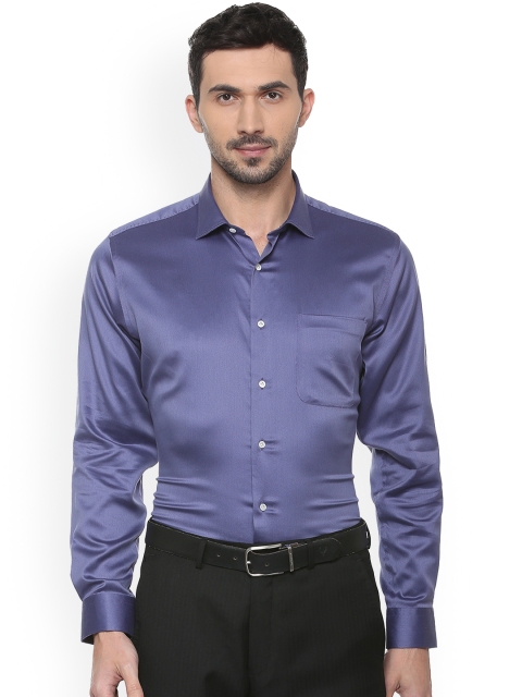

Van Heusen Men Blue Regular Fit Solid Formal Shirt