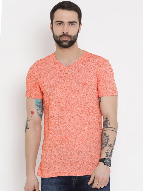 

United Colors of Benetton Men Orange Solid V-Neck T-shirt
