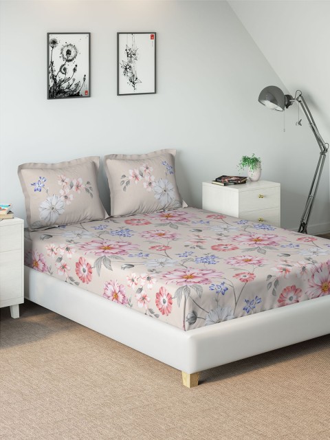 

DDecor Mauve & Pink Floral 180 TC Cotton 1 Queen Bedsheet with 2 Pillow Covers