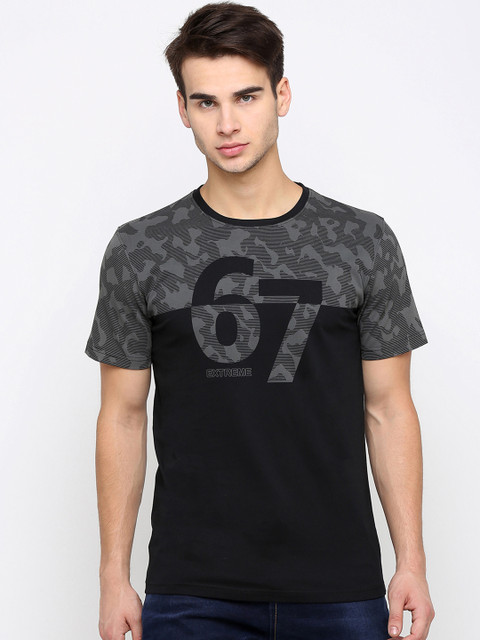 

Maniac Men Black Printed Round Neck Pure Cotton T-shirt