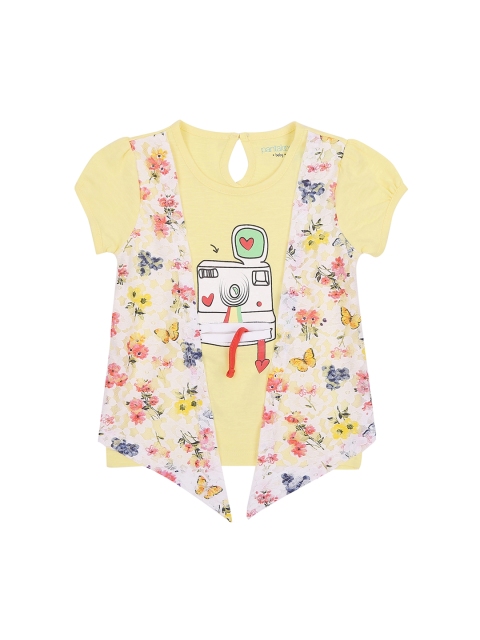 

Pantaloons Baby Girls Yellow Printed Round Neck T-shirt