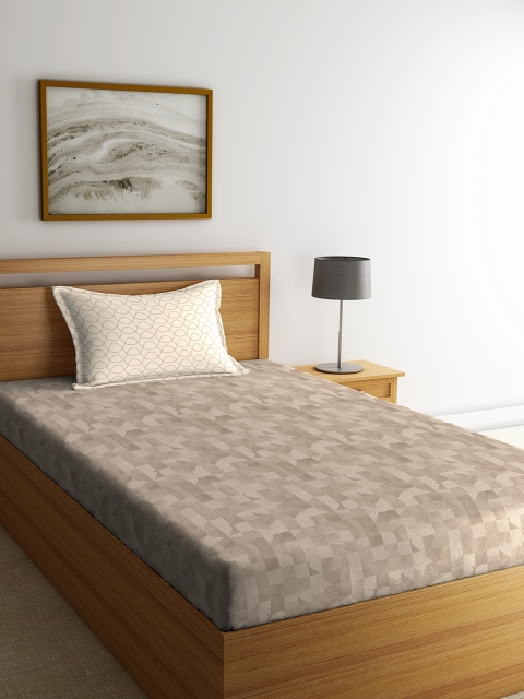 

Portico New York Brown Geometric 144 TC Cotton 1 Single Bedsheet with 1 Pillow Covers