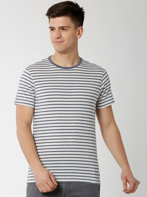 

Peter England Casuals Men Grey Striped Round Neck T-shirt