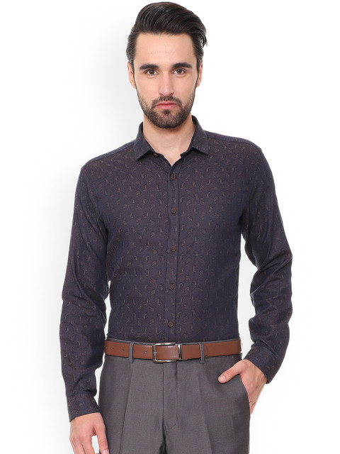 

V Dot Men Navy Blue Slim Fit Printed Casual Shirt