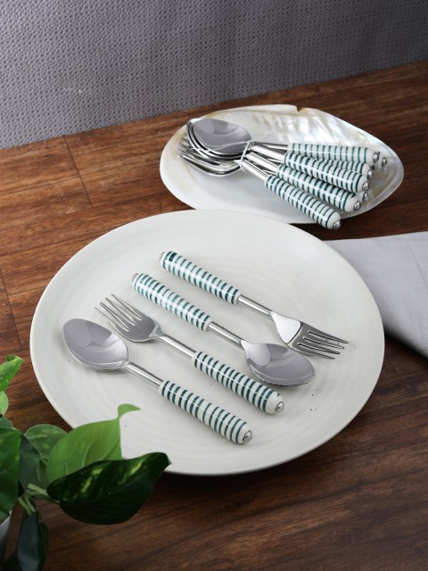 

VarEesha Green Set Of 12 Printed Stainless Steel Spoon