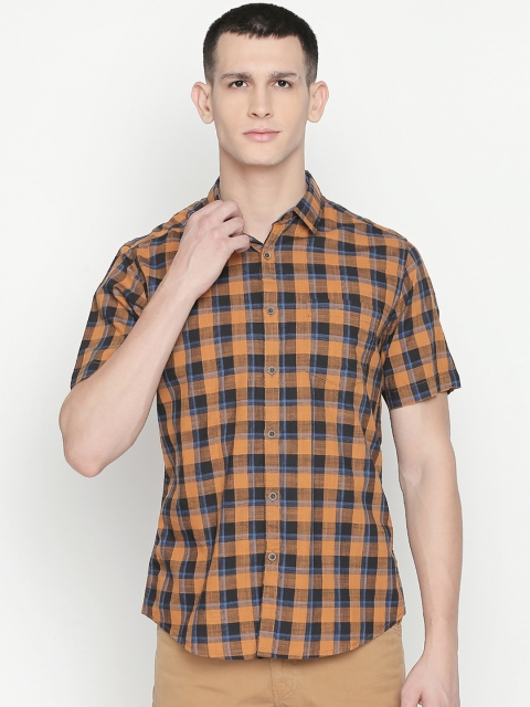 

BYFORD by Pantaloons Men Khaki & Navy Blue Regular Fit Checked Casual Shirt