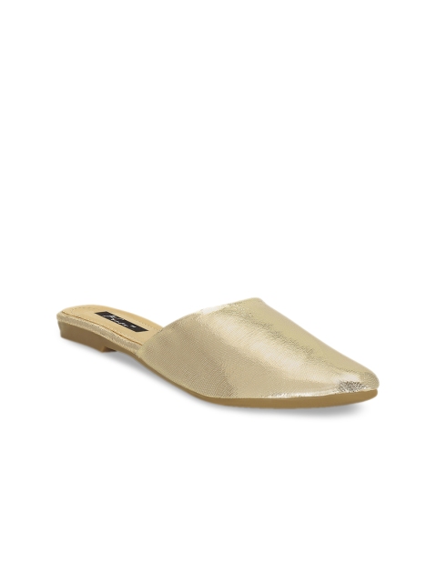 

Kielz Women Gold-Toned Solid Mules