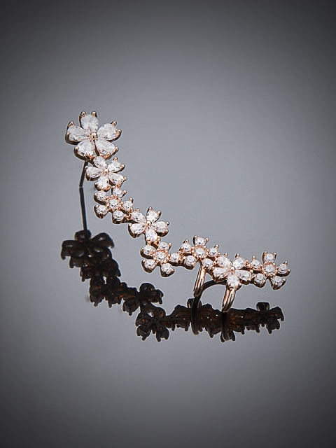

shaze Rhodium-Plated & Antique Floral Ear Cuff, Rose gold