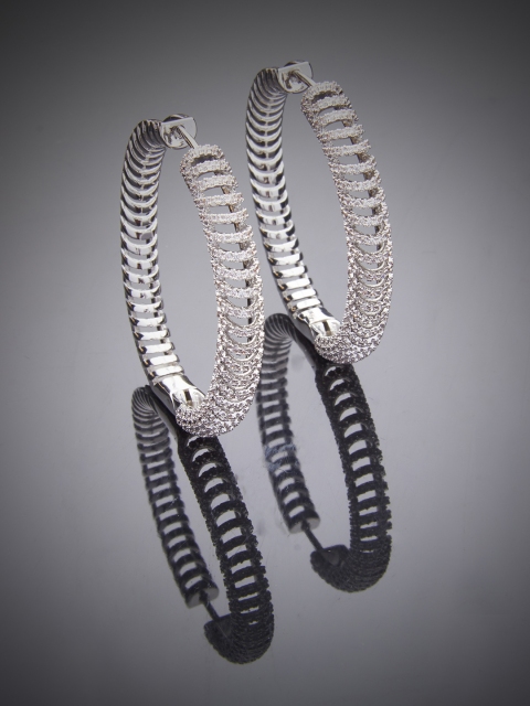

shaze Silver-Toned Rhodium-Plated Antique Circular Hoop Earrings
