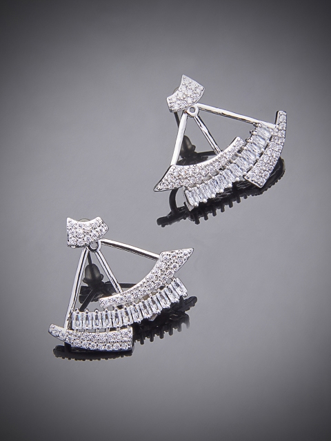 

shaze Silver-Toned Contemporary Studs
