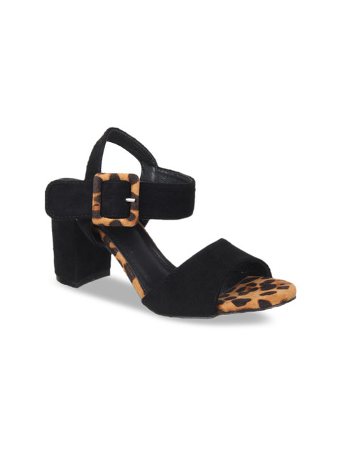 

Flat n Heels Women Black Solid Sandals