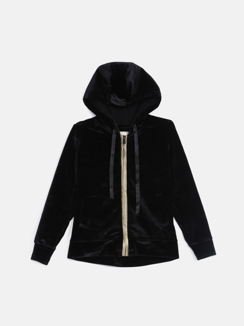 

Blue Giraffe Girls Black Solid Tailored Jacket