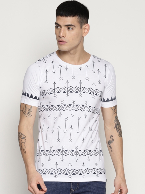 

IMPACKT Men White Printed Round Neck T-shirt