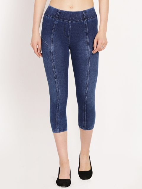 

Westwood Women Blue Solid Skinny Fit Denim Capris