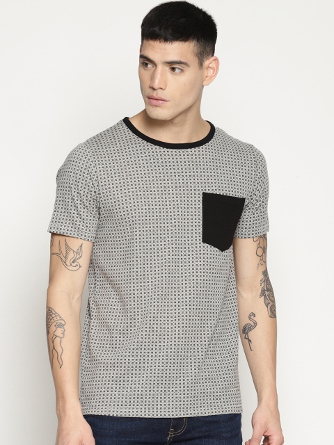 

IMPACKT Men Grey Printed Round Neck T-shirt