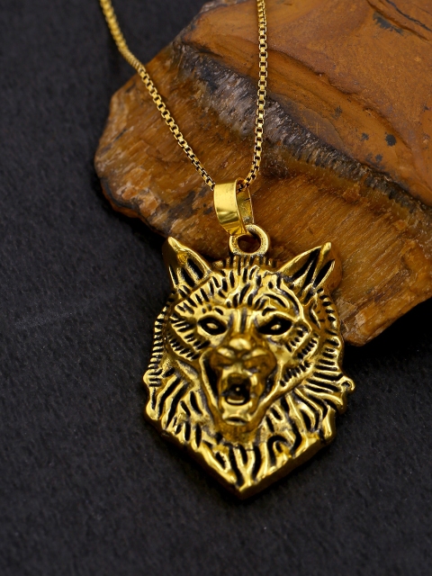 

Dare by Voylla Men Oxidised Brass-Plated Wolf-Shaped Pendant With Chain, Gold