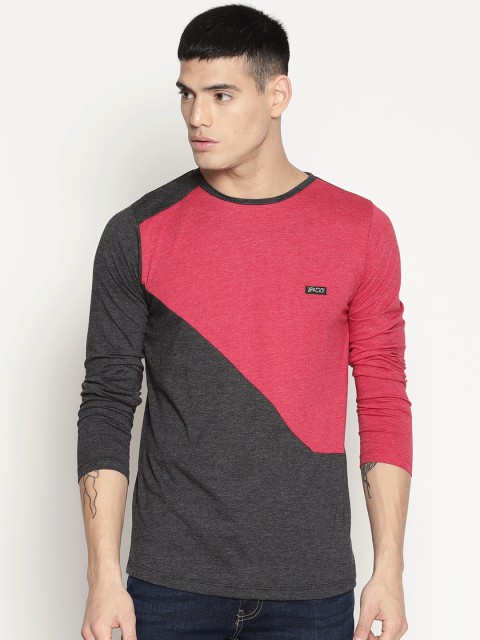 

IMPACKT Men Black & Maroon Colourblocked Round Neck T-shirt