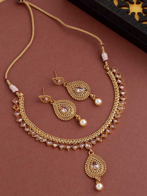 

Voylla Women Brass-Plated Gold-Toned Stone-Studded Jewellery Set