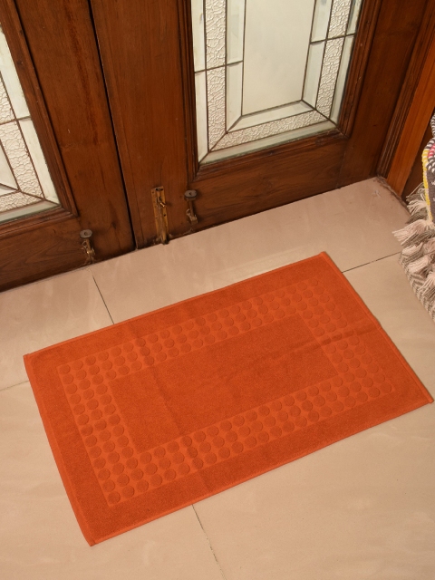 

Avira Home Orange Solid 800GSM Reversible Terry Doormat