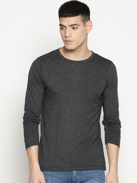 

IMPACKT Men Charcoal Grey Solid Round Neck Slim Fit T-shirt