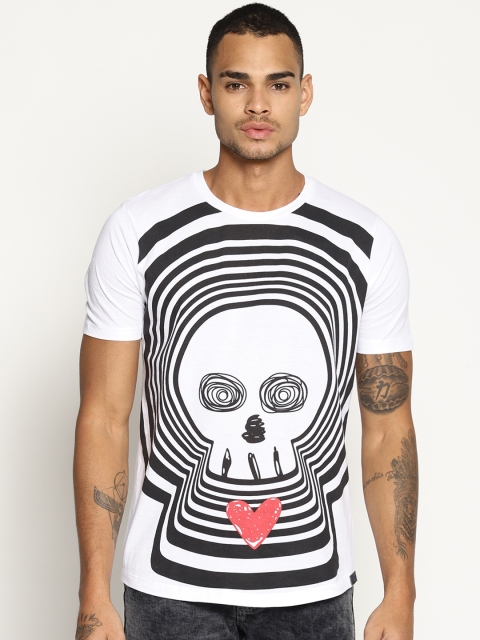 

IMPACKT Men White Printed Round Neck T-shirt