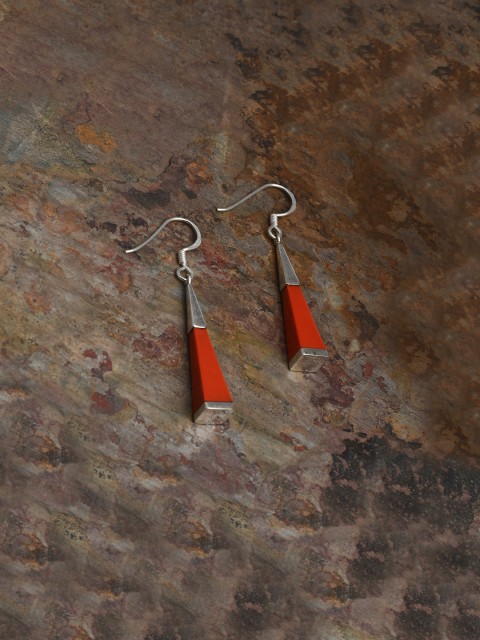 

Silverholic Silver-Toned & Red Contemporary Handcrafted Drop Earrings