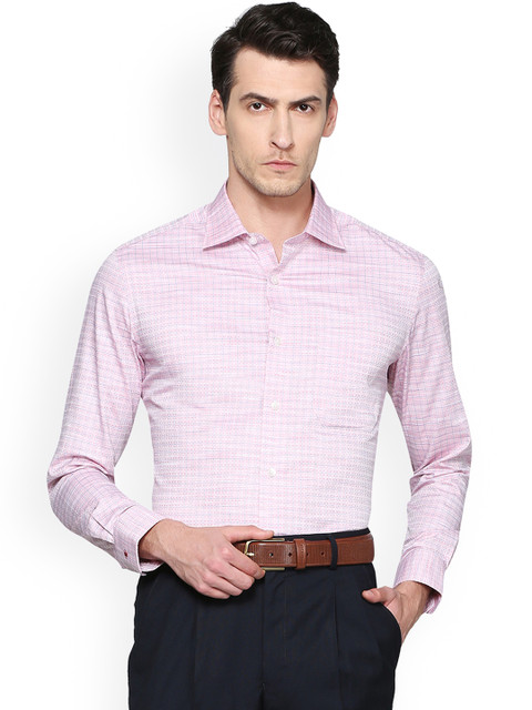 

Louis Philippe Men Pink Regular Fit Checked Formal Shirt