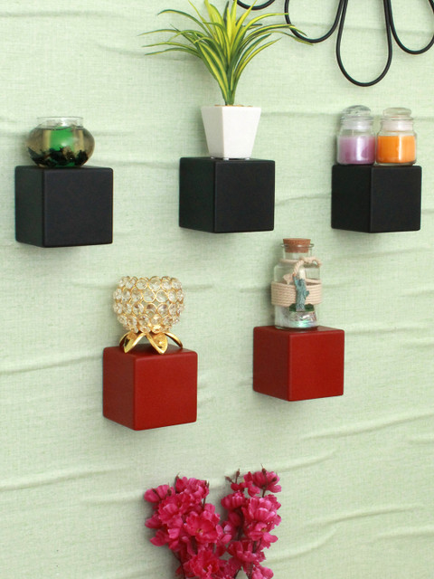 

Home Sparkle Black & Red MDF Set of 5 Cubes Shel
