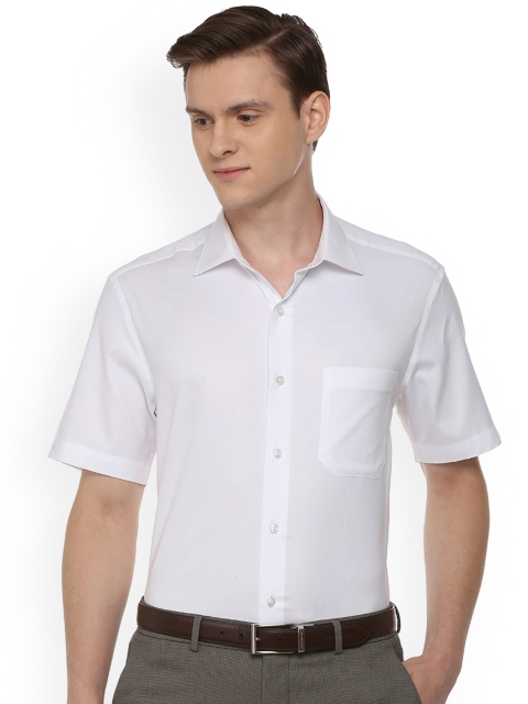 

Louis Philippe Men White Regular Fit Solid Formal Shirt