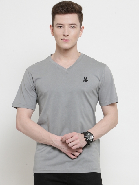

Monteil & Munero Men Grey Solid V-Neck T-shirt