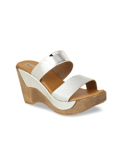 

Bruno Manetti Women Silver-Toned Solid Heels