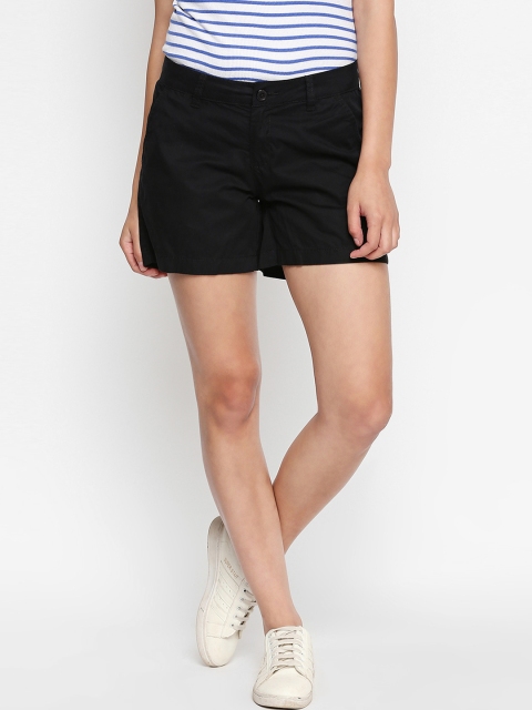 

Honey by Pantaloons Women Black Solid Regular Fit Regular Shorts