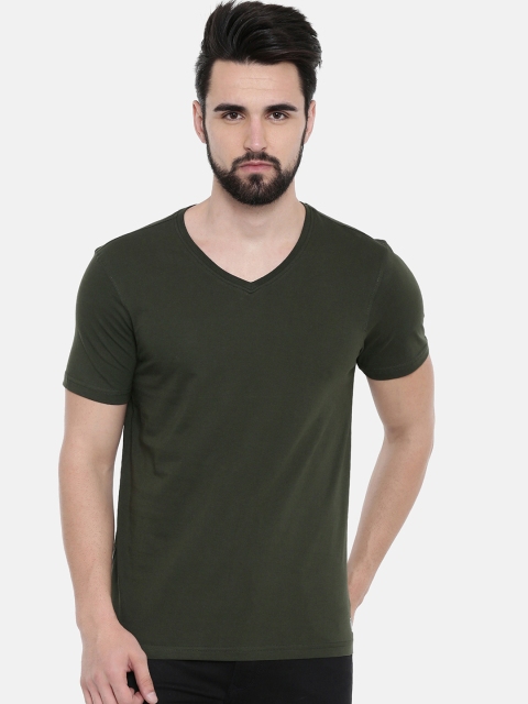 

IMYOUNG Men Olive Green Solid V-Neck T-shirt
