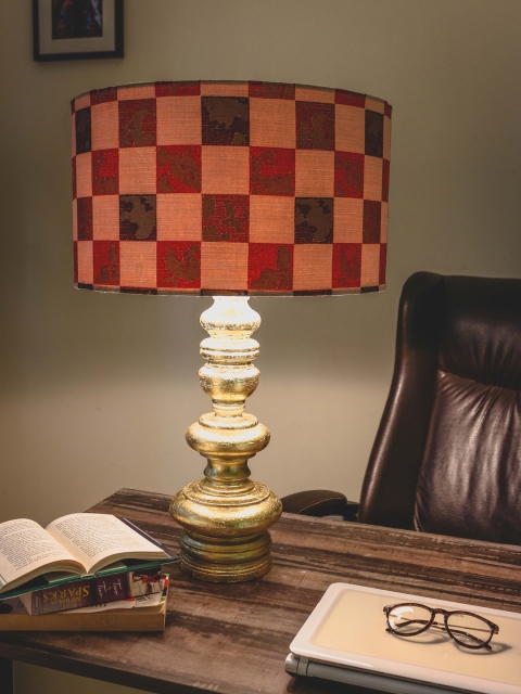 

Grated Ginger Gold-Toned Printed Handcrafted Table Lamp