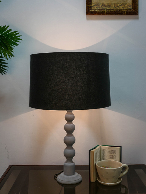 

Grated Ginger Grey & Black Solid Handcrafted Table Lamp