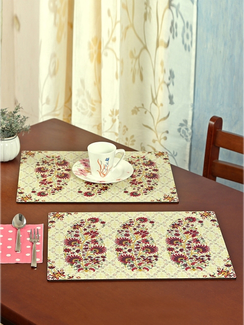 

Reinvention Factory Set of 6 Cream-Coloured Printed Table Placemats