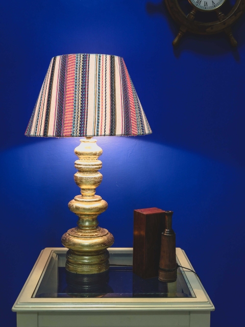 

Grated Ginger Gold-Toned Printed Handcrafted Table Lamp