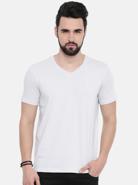 

IMYOUNG Men White Solid V-Neck T-shirt