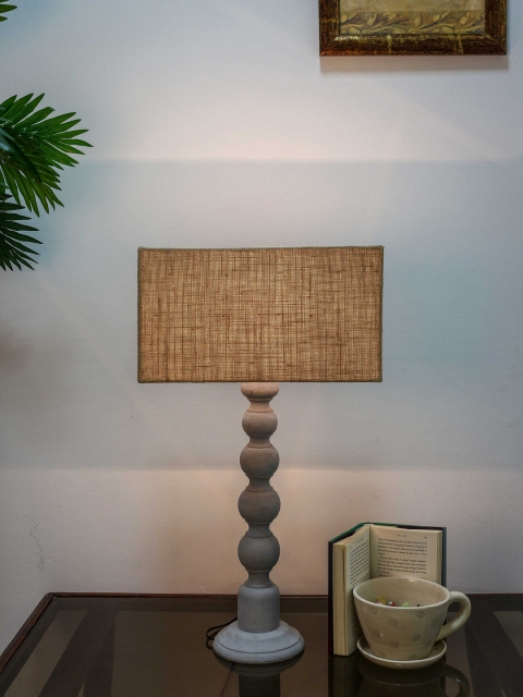 

Grated Ginger Grey & Brown Solid Handcrafted Table Lamp with Shade