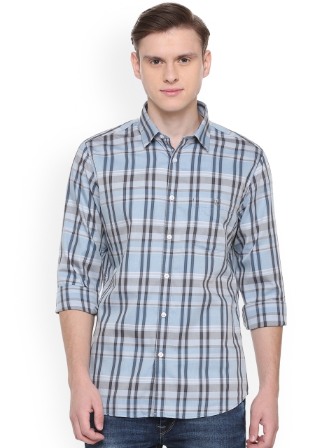 

Van Heusen Sport Men Blue Slim Fit Checked Casual Shirt