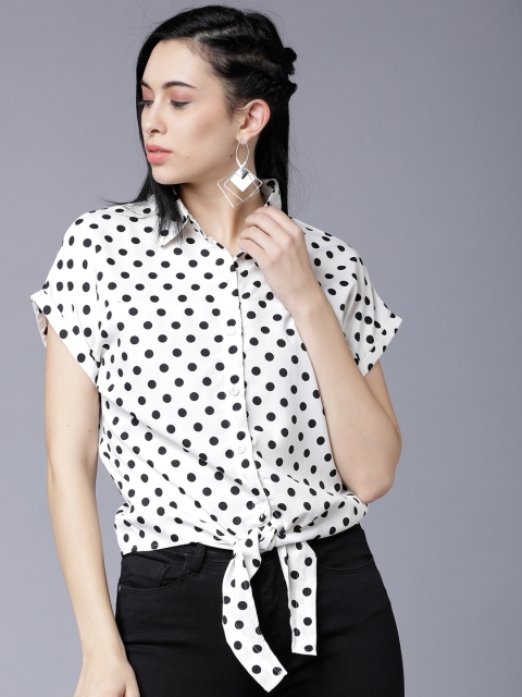 

Tokyo Talkies Women White & Black Regular Fit Printed Casual Shirt